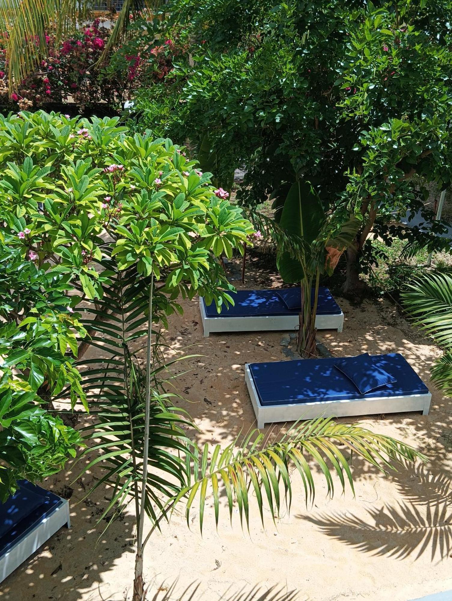 Flic-en-Flacq Exotica Senseアパートホテル エクステリア 写真